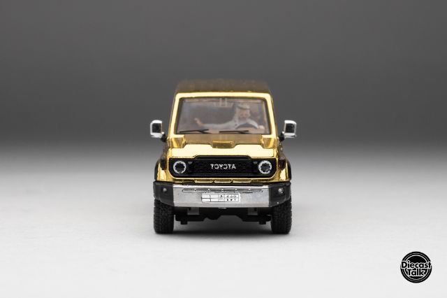 Diecasttalk特注 GCD 1/64 トヨタ ランドクルーザー 70 アラブ仕様