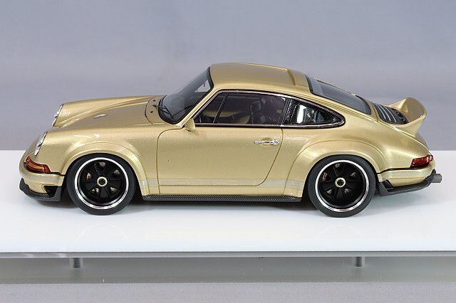 アイドロン 1/43 シンガー 911 DLS 2022 マットビジブカーボン Singer 911 DLS 2022 マットビジブルカーボン (ライトグリーン
