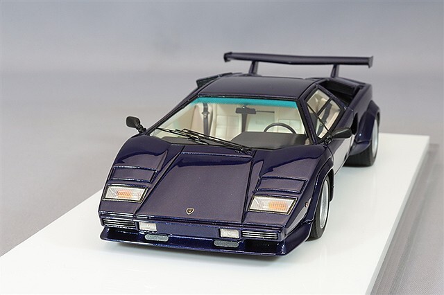アイドロン 1/43 ランボルギーニカウンタック LP400S 1980 リア