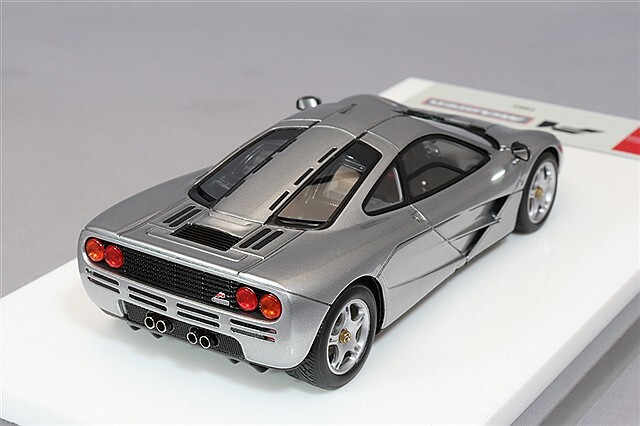 アイドロン 1/43 マクラーレン F1 ロードカー1994 マグネシウムシルバー