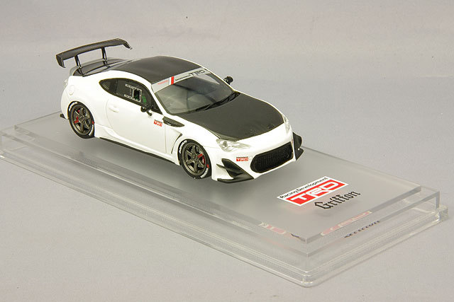 特価商品】 ENIF 1/43 トヨタ 86 グリフォンコンセプト 2012 筑波