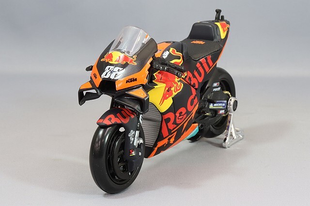 マイスト 1/18 KTM RC16 レッドブル KTM ファクトリー レーシング 2021 モトGP #88 M.オリベイラ