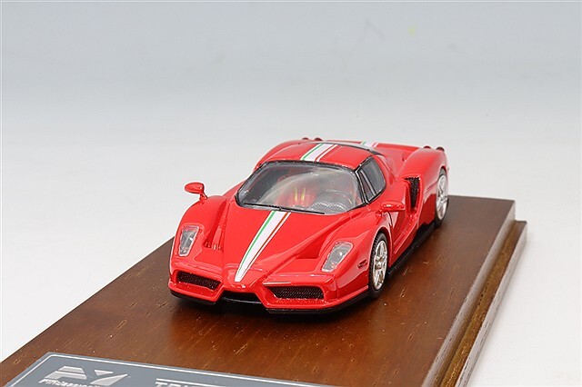 Finclassically 1/64 エンツォ フェラーリ レッド/イタリアフラッグ