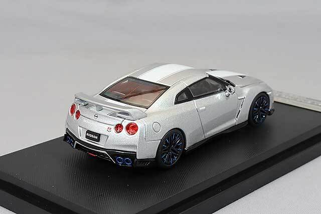 モーターヘリックス 1/64 日産 GT-R (R35) 50thアニバーサリー