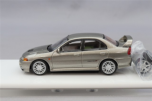 MOTORHELIX 1/64 三菱 ランサー エボリューション IV スティール