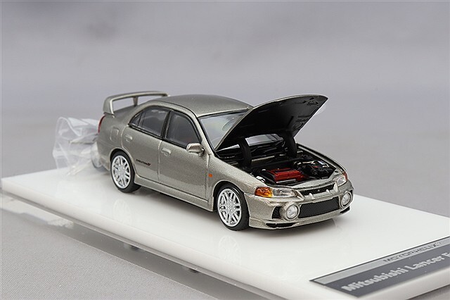 MOTORHELIX 1/64 三菱 ランサー エボリューション IV スティール