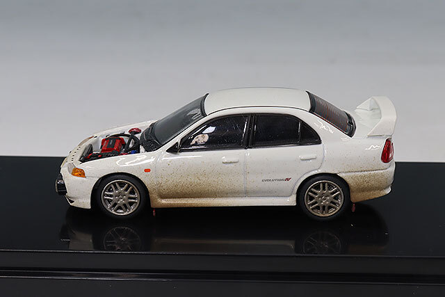 MOTORHELIX 1/64 三菱 ランサー エボリューション IV ウェザリング仕様