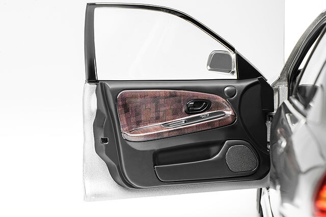 MOTORHELIX 1/18 三菱 ランサー エボリューション IV スティール