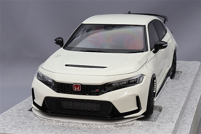 MOTORHELIX 1/18 ホンダ シビック タイプR (FL5) チャンピオン
