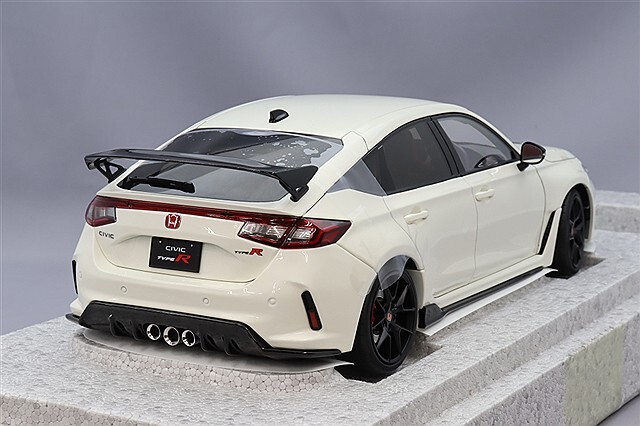 MOTOR HELIX 1/18 ホンダシビックtypeR(ホワイト) Amazon | MOTORHELIX 1/18 ホンダ シビック Type R (EK9) Spoon