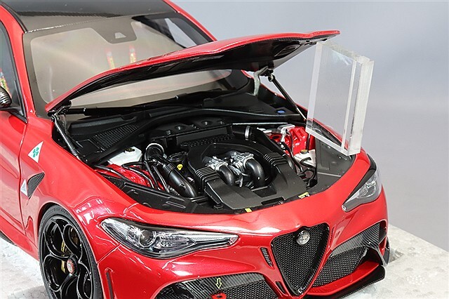 MOTORHELIX 1/18 アルファロメオ ジュリア GTAm GTA レッド