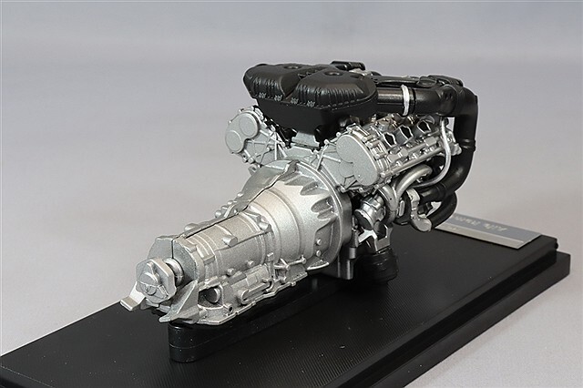 MOTORHELIX 1/18 アルファロメオ ジュリア GTAm GTA レッド