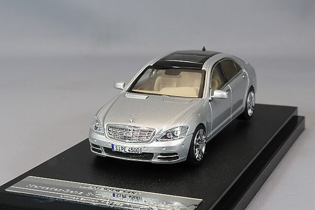 モーターヘリックス 1/64 メルセデスベンツ Sクラス S600L W221 シルバー