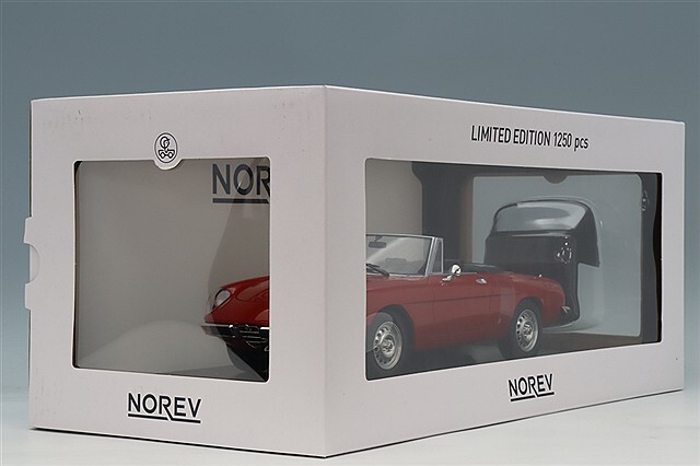 MODELISSIMO特注 ノレブ 1/18 アルファロメオ 2000 スパイダー 1978