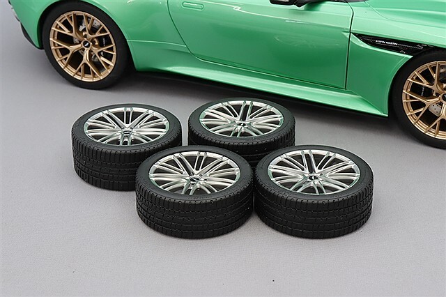 XiaoGuang MODEL 1/18 アストンマーティン DB12 2024 グリーン