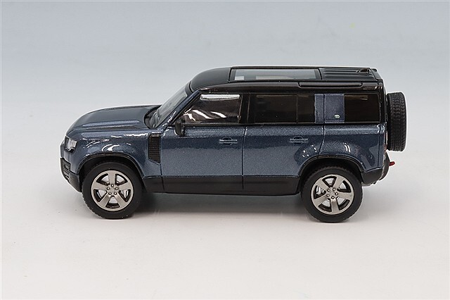 GCD x エンチェリー 1/64 ランドローバー ディフェンダー 110 ブルー