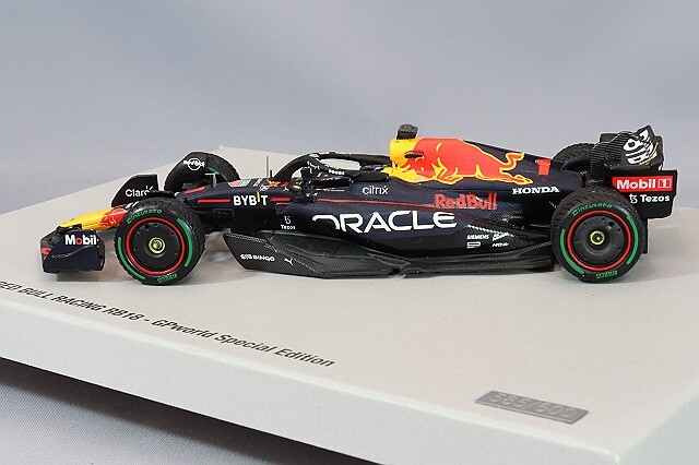 GP World特注 スパーク 1/43 オラクル レッドブル レーシング RB18 