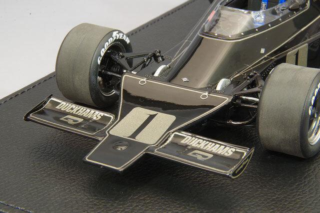 TOPMARQUES GP REPLICAS 1/18 ロータス 76 1975 #1 R.ピーターソン