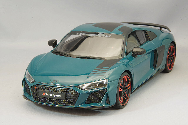 GTスピリット 1/18 アウディ R8 グリーンヘル グリーン