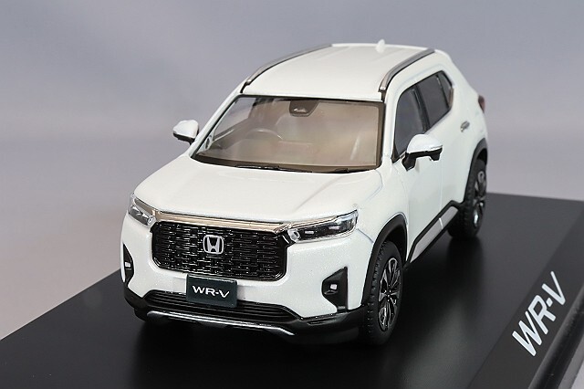 ホンダ　WR-V ミニカー　1/43 模型　WRV ホワイト系 Honda公式ウェア＆グッズ オンラインショップ｜WR-V 1/43