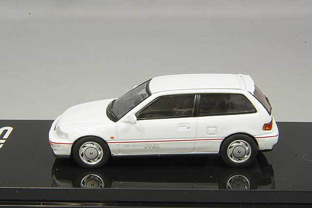 ホビージャパン 1/64 ホンダ シビック (EF9) SiR II ホワイト