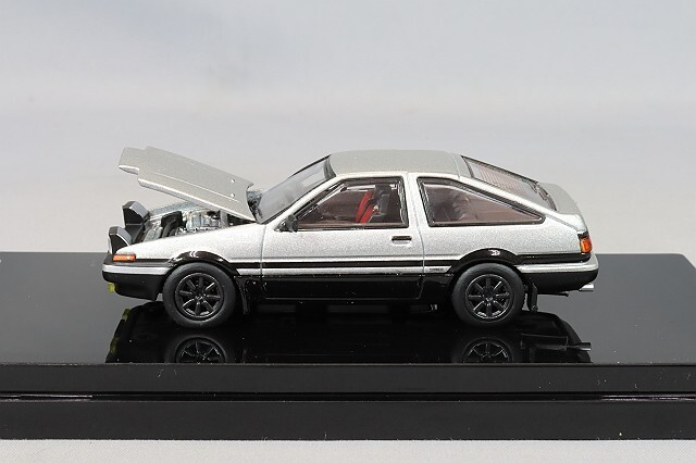 ホビージャパン 1/64 トヨタ スプリンター トレノ GT APEX (AE86) JDM