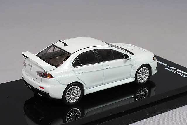 ホビージャパン 1/64 三菱 ランサーエボリューション 10 ホワイトパール