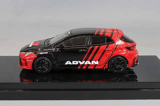 ホビージャパン 1/64 トヨタ GR カローラ RZ ヨコハマ アドバン