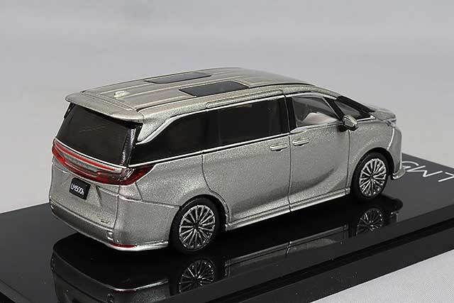 1/64 LM500h　改造 ホビージャパン 1/64 レクサス LM 500h 左ハンドル 4座 ソニック