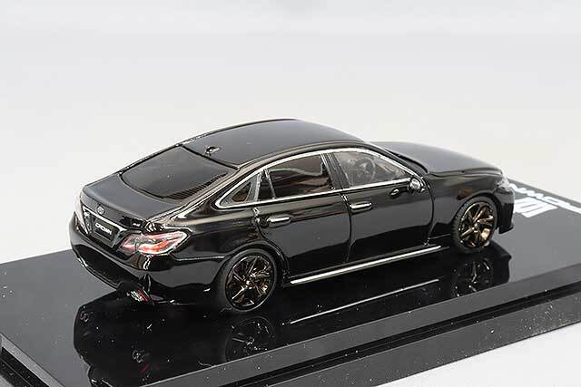 CROWN RS Advance ミニカー ブラック Amazon | 1/30 ミニカー クラウン CROWN RS Advance 220系