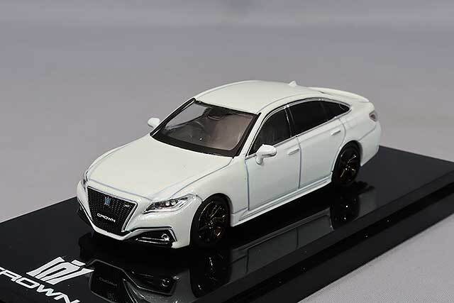 ホビージャパン 1/64 トヨタ クラウン ハイブリッド 2.5 RS リミテッド 