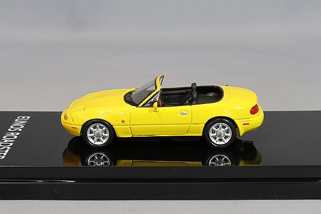 ホビージャパン 1/64 ユーノスロードスター (NA6CE) J-LIMITED