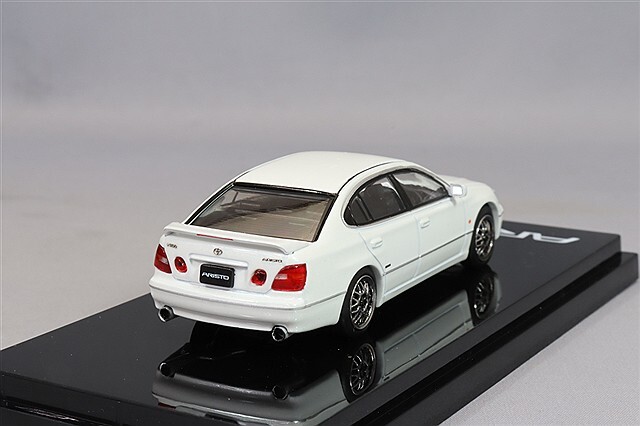 ホビージャパン 1/64 トヨタ アリスト V300 VERTEX EDITION 前期型