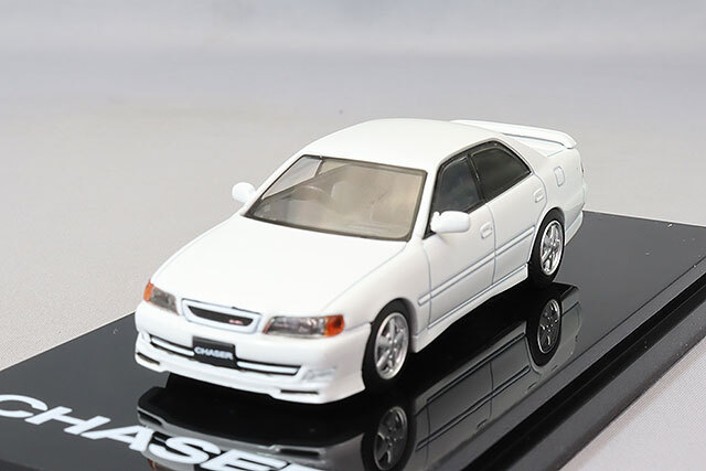 ホビージャパン 1/64 トヨタ チェイサー ツアラー V (JZX100