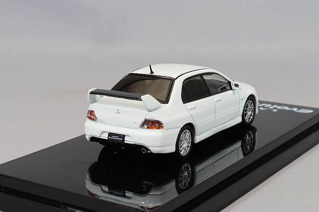 1/43 三菱　ランサーGSRエボリューションⅦ ランエボ　ホワイト　ミニカー 100000001008459136_10208.jpg