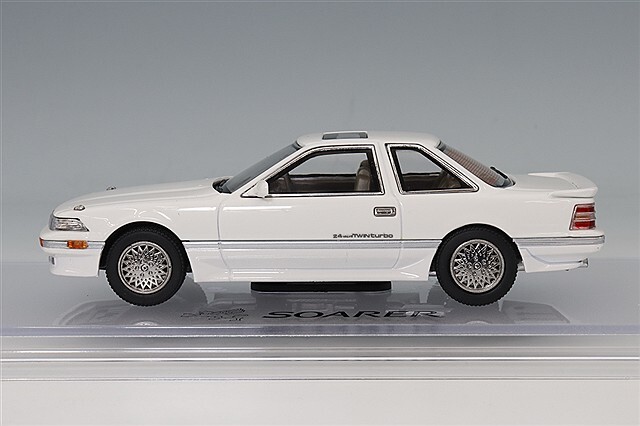 ホビージャパン 1/43 トヨタ ソアラ 2000 ツインカム 24 ツインターボ