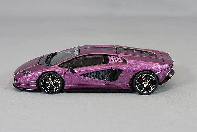 fuelme 1/64　ランボルギーニ カウンタック LPI 800-4 s-l400.jpg