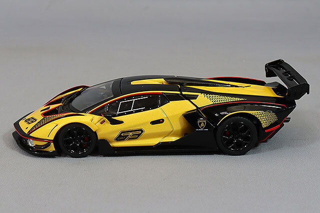 HUNG HING TOYS 1/64 ランボルギーニ エッセンサ SCV12 イエロー