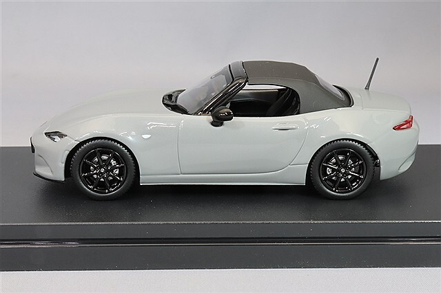ハイストーリー 1/43 マツダ ロードスター S レザーパッケージ