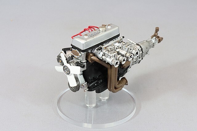 イグニッションモデル 1/18 ダットサンフェアレディ2000(エンジン付き) イグニッションモデル】 1/18 ダットサン フェアレディ 2000