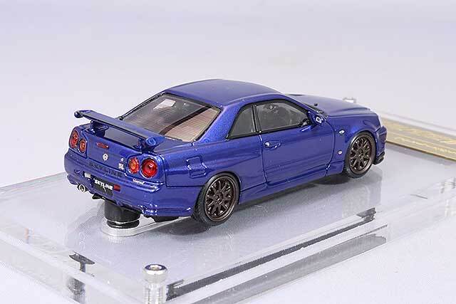 イグニッションモデル1/64　SKYLINE　R34 GT-R V−SpecⅡ イグニッションモデル 1/64 日産 スカイライン GT-R V-specII (R34