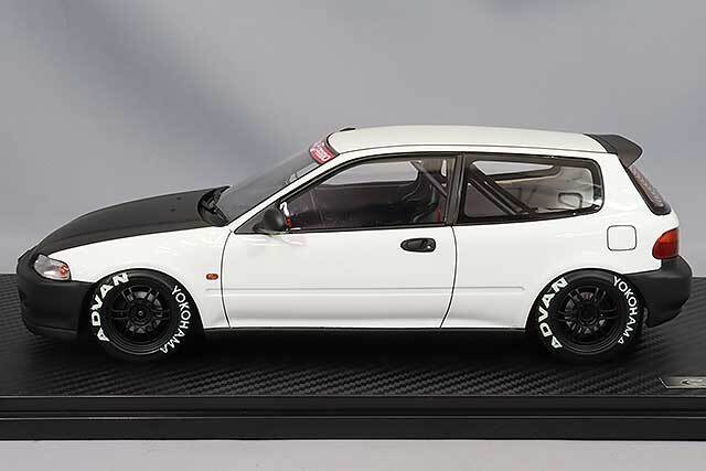 イグニッションモデル 1/18 ホンダ シビック (EG6) ホワイト/ブラック