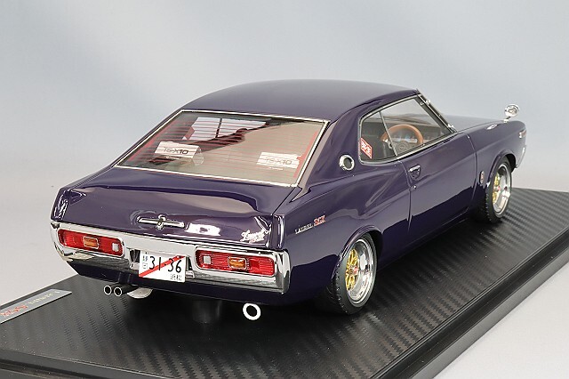 イグニッションモデル 1/18 日産 ローレル 2000SGX (C130) パープル 