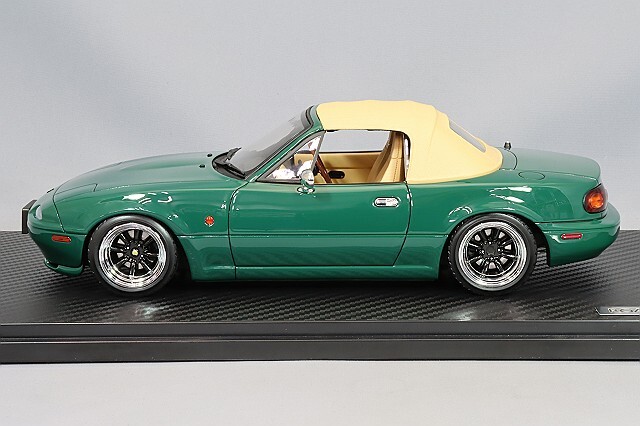イグニッションモデル 1/18 ユーノス ロードスター (NA) グリーン/RS