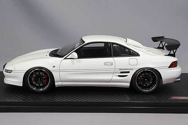 イグニッションモデル 1/18 トヨタ MR2 (SW20) ホワイト