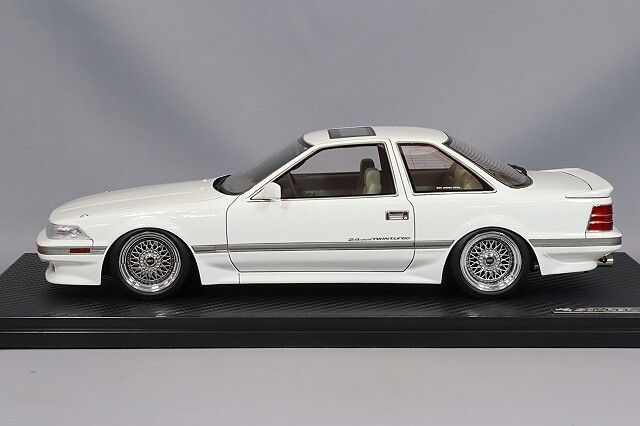 イグニッションモデル 1/18 トヨタ ソアラ (Z20) 2.0GT-ツインターボL 