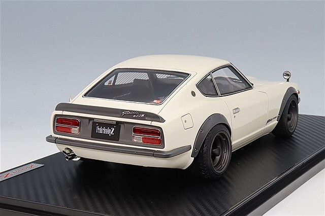 イグニッションモデル 1/18 日産 フェアレディ 240ZG (HS30) ホワイト