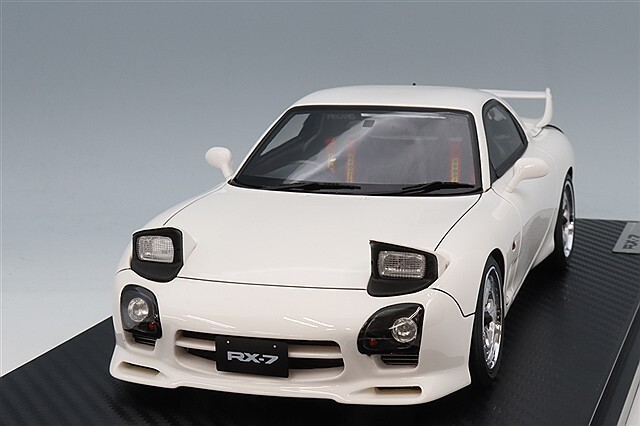 イグニッションモデル 1/18 マツダ RX-7 マツダスピード A-spec (FD3S