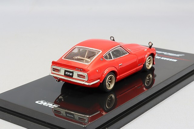 イノモデル 1/64 日産 フェアレディ Z (S30) レッド イノモデル 1/64 日産 フェアレディ Z (S30) レッド