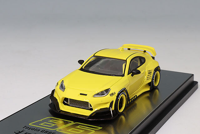 イノモデル 1/64 トヨタ GR86 